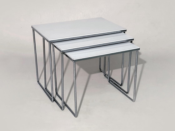 Image 1 of bijzettafeltjes vintage nestign tables Brabantia