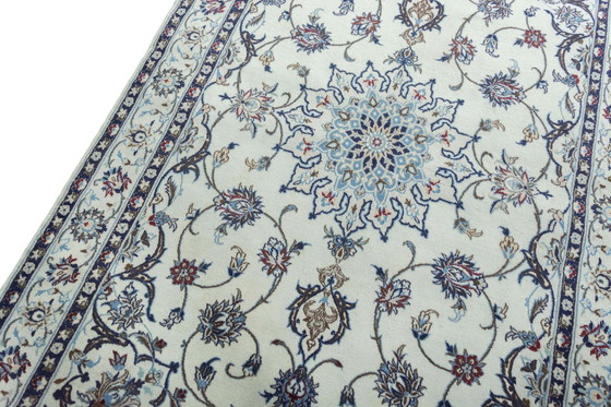 Image 1 of Handgeknoopt Nain 9 La Tapijt Met Zijde - 200 X 130 Cm