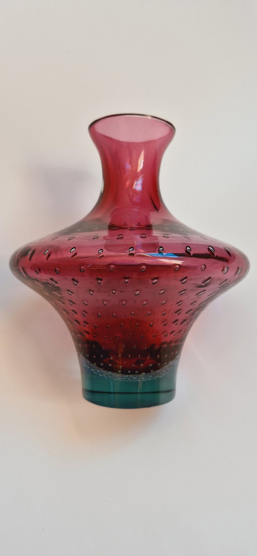 Mid Century Galliano Ferro gelabelde Murano glazen vaas met gecontroleerde bubbels