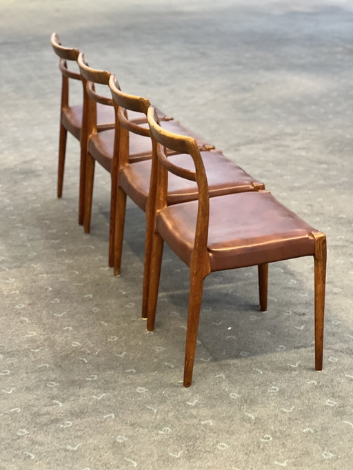 4x Vintage design eetkamerstoelen