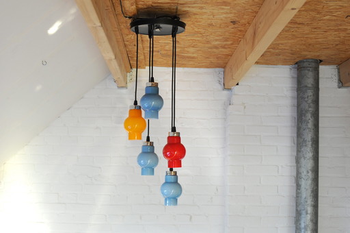 Kleurrijke vintage cascade hanglamp met 5 glazen kelken