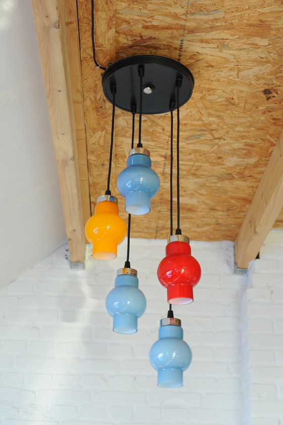 Image 1 of Kleurrijke vintage cascade hanglamp met 5 glazen kelken