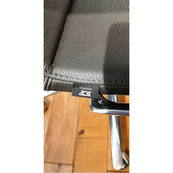 Image 1 of Vintage fauteuil Una stoel Beheer door Icf
