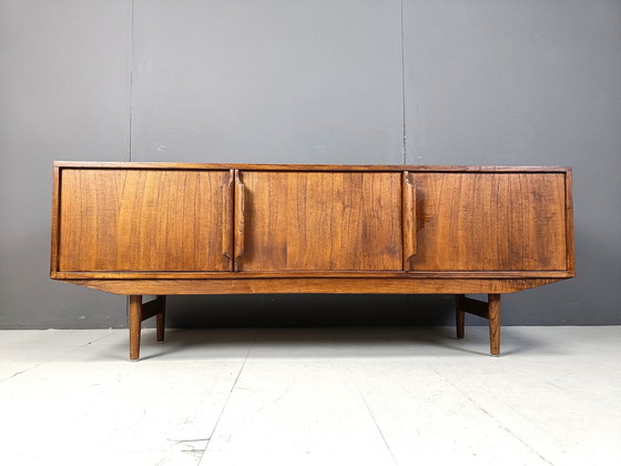 Image 1 of Mid Century Scandinavisch dressoir, 1960S