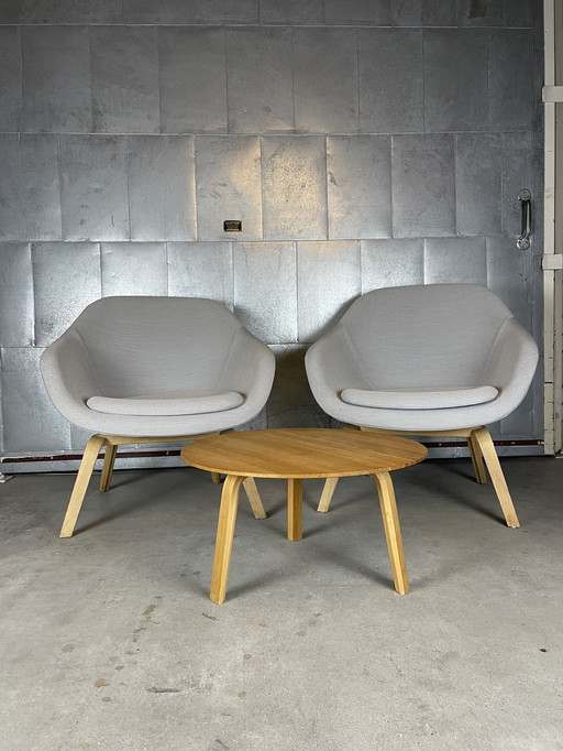 2X Hay Aal83 Lounge Chair En Bella Tafeltje