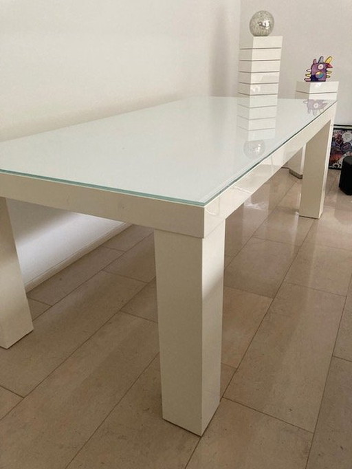 Design eettafel met vaste glasplaat