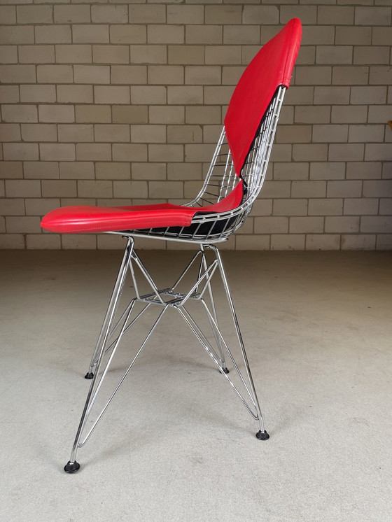 Image 1 of Vitra Eames Wire Chair Dkr-2 Chair Rood Leer