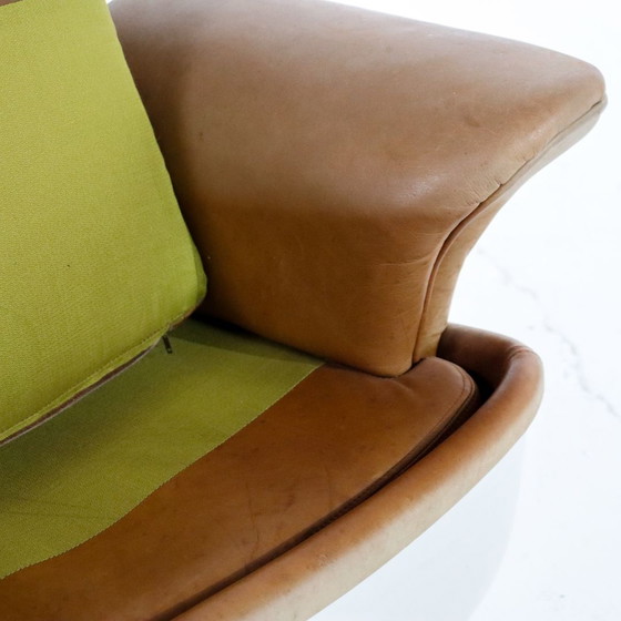 Image 1 of Airborne Orchid Fauteuil & Hocker Michel Cadestin