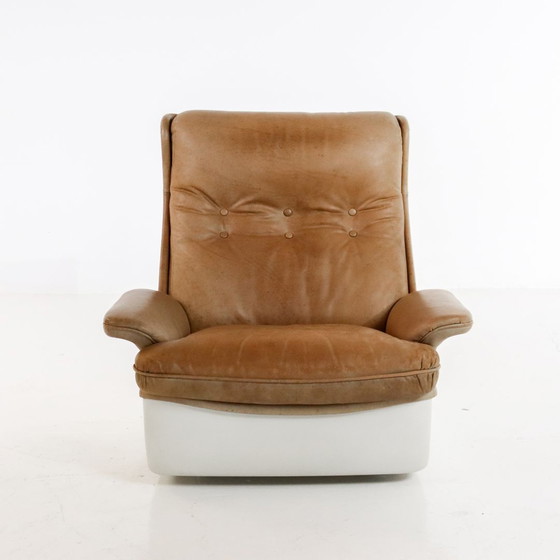 Image 1 of Airborne Orchid Fauteuil & Hocker Michel Cadestin