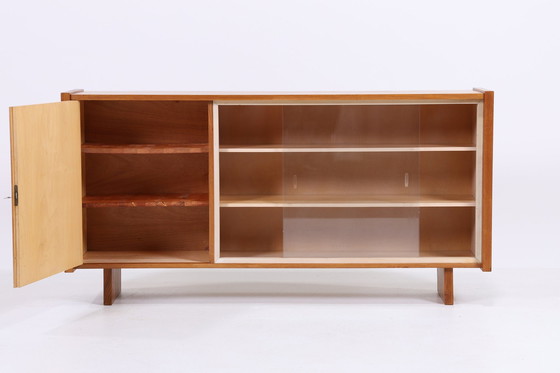 Image 1 of Vintage glazen dressoir 60s | Mid Century TV dressoirkast retro walnoothout ladekast uitbreiding enkel model