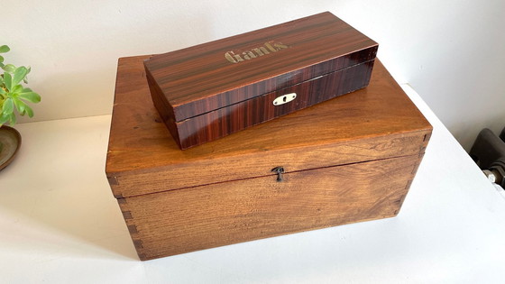 Image 1 of Vintage houten handschoenenkastjes