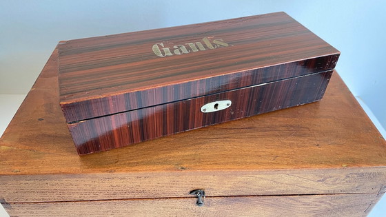 Image 1 of Vintage houten handschoenenkastjes