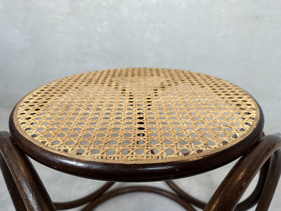 Image 1 of Vintage Thonet kruk 