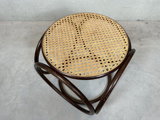 Image 1 of Vintage Thonet kruk 