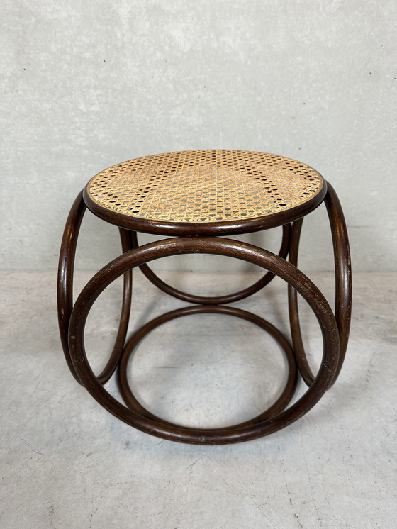 Image 1 of Vintage Thonet kruk 