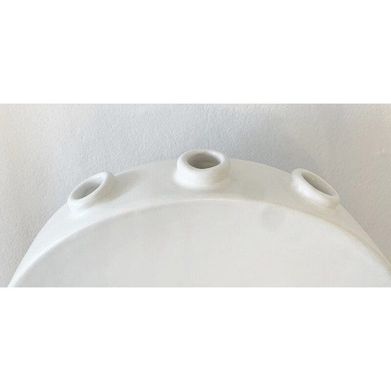 Image 1 of Vintage witte keramieken tulpenvaas van Pol Chambost, Frankrijk 1940