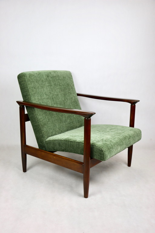 Vintage groene olijf Gfm-142 fauteuil