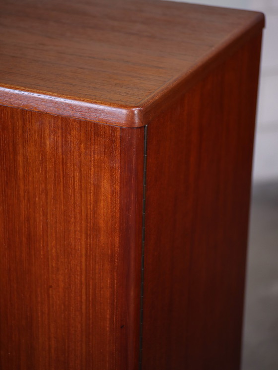 Image 1 of Dressoir Deens design teak