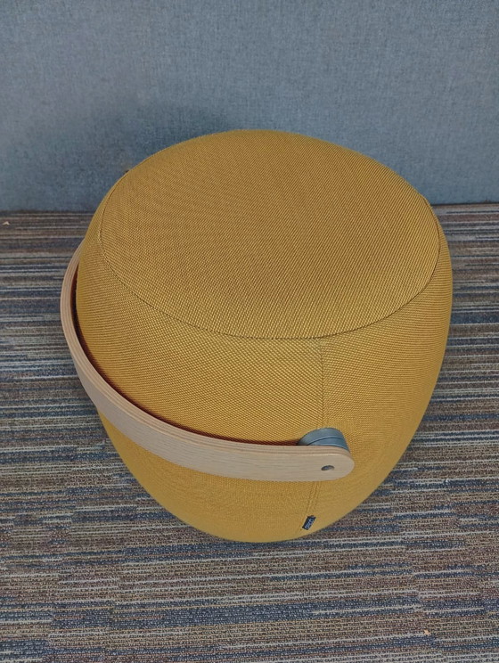 Image 1 of 1X Offecct Carry On Poef