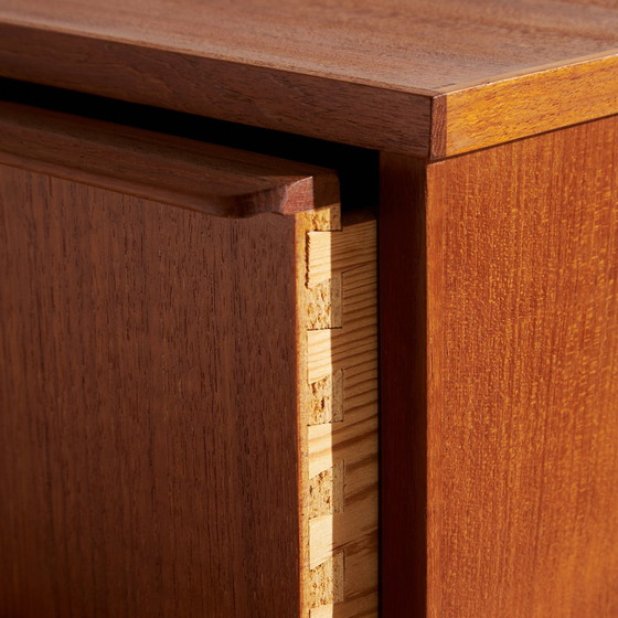 Image 1 of Gerestaureerd teak dressoir