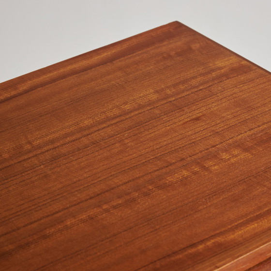 Image 1 of Gerestaureerd teak dressoir