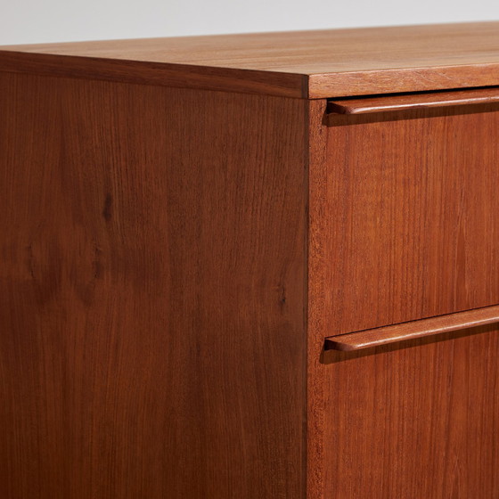 Image 1 of Gerestaureerd teak dressoir