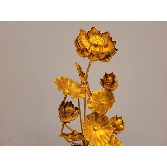 Image 1 of Paar vintage Jyôka messing tempelvazen gevuld met gouden lotusbloemen, Japan 1980