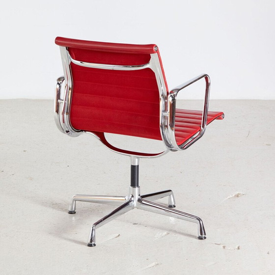 Image 1 of Vintage EA108 bureaustoel van Charles & Ray Eames