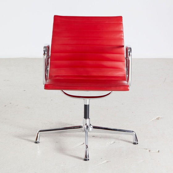 Image 1 of Vintage EA108 bureaustoel van Charles & Ray Eames