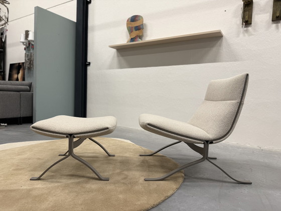 Image 1 of Eyye Juno Fauteuil  Met Fauteuil Bosa Powder Stof 