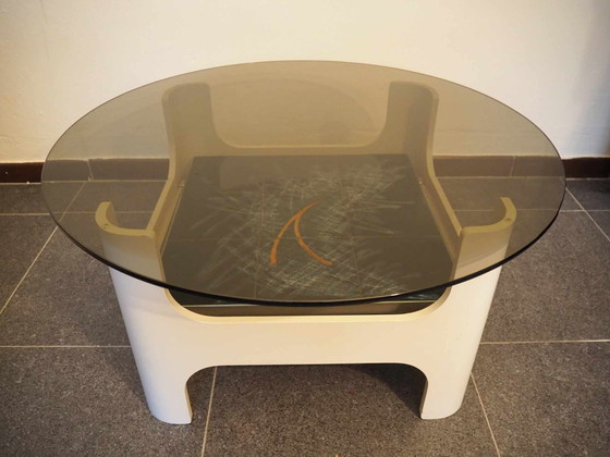 Image 1 of Space Age Salontafel Met Gefumeerd Glas, 1970S