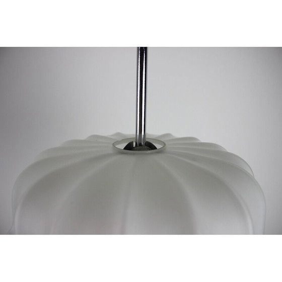 Image 1 of Vintage hanglamp van melkglas en verchroomd staal, Tsjecho-Slowakije 1970
