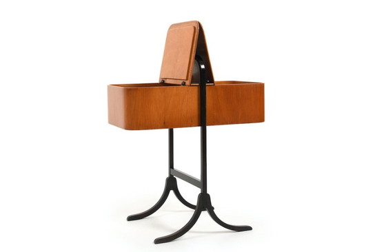 Image 1 of Vintage naaidoos van Soren Hansen voor Fritz Hansen, 1933