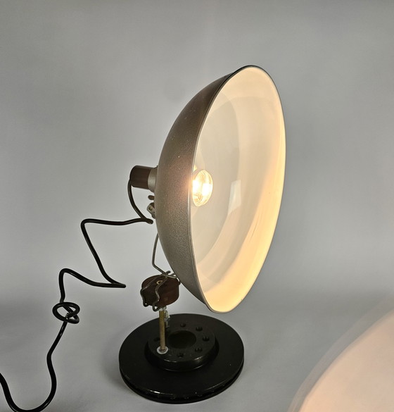 Image 1 of Vintage   - Klemlamp -  Fotografie  - Lamp  - Industrieel  - Jaren 50