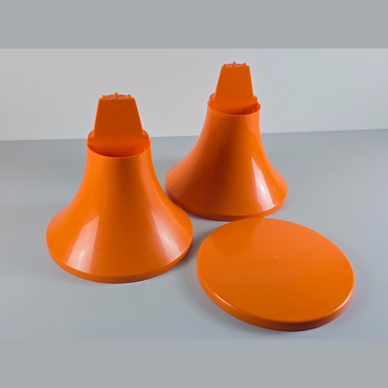 Image 1 of Space Age Design - Vintage Stempel Tam Tam Oranje Plastic Kruk - Tabouret Tam Tam Pop - Ontworpen door Henry Massonnet, 1968.