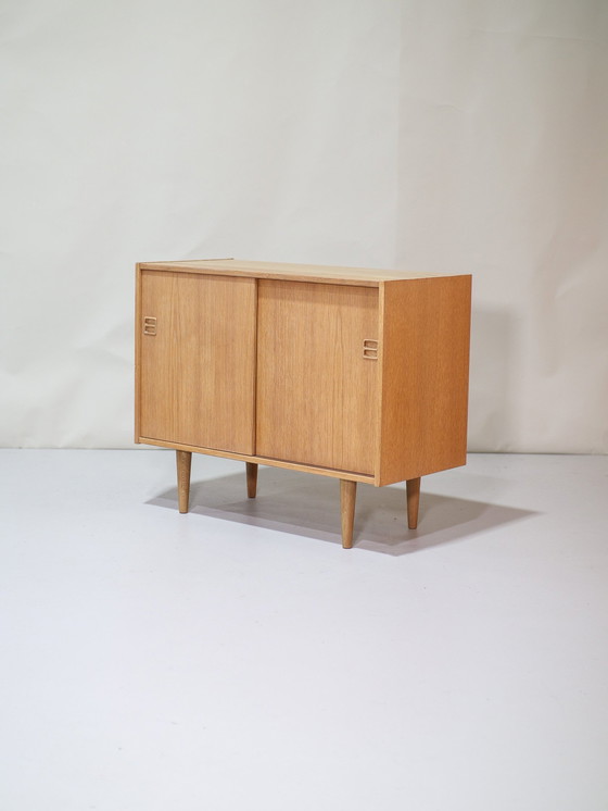 Image 1 of Kast Met Schuifdeuren Eiken Vintage Deens