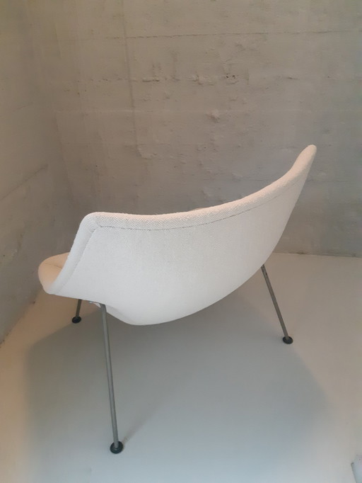 Artifort Pierre Paulin F157 Oyster chair