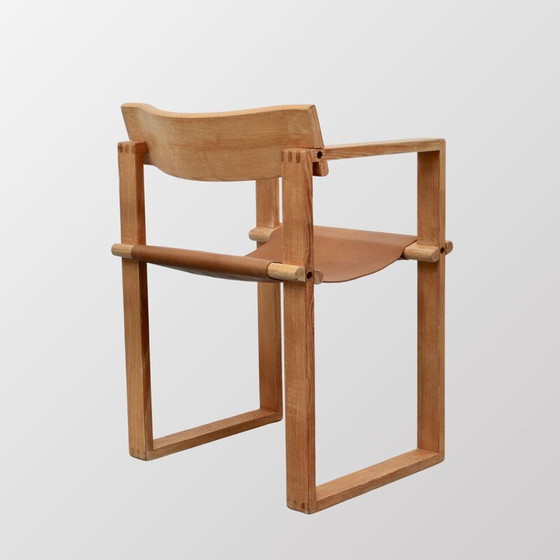 Image 1 of Een paar houten fauteuils van Ate Van Apeldoorn, Nederland, 1970.