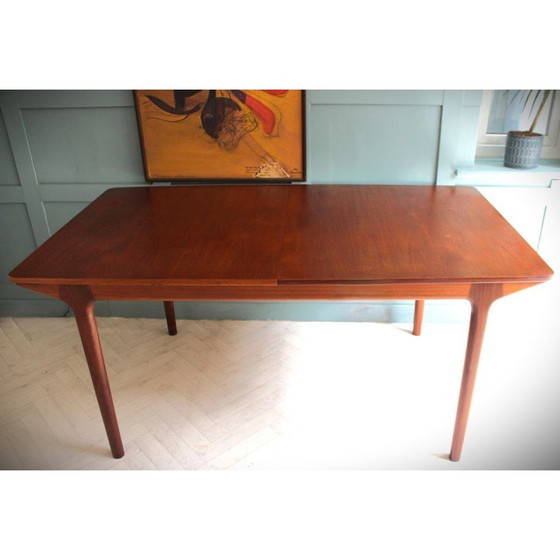 Image 1 of Mid-century teakhouten eettafel van Mcintosh