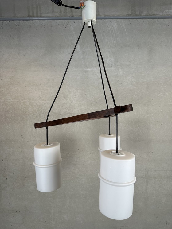 Image 1 of Vintage ‘japandi’ hanglamp teak en opaline