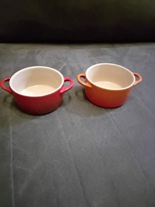 Twee kleine Le Creuset potten