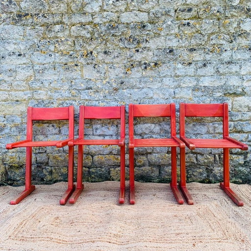 Set van 4 vintage houten rode stoelen