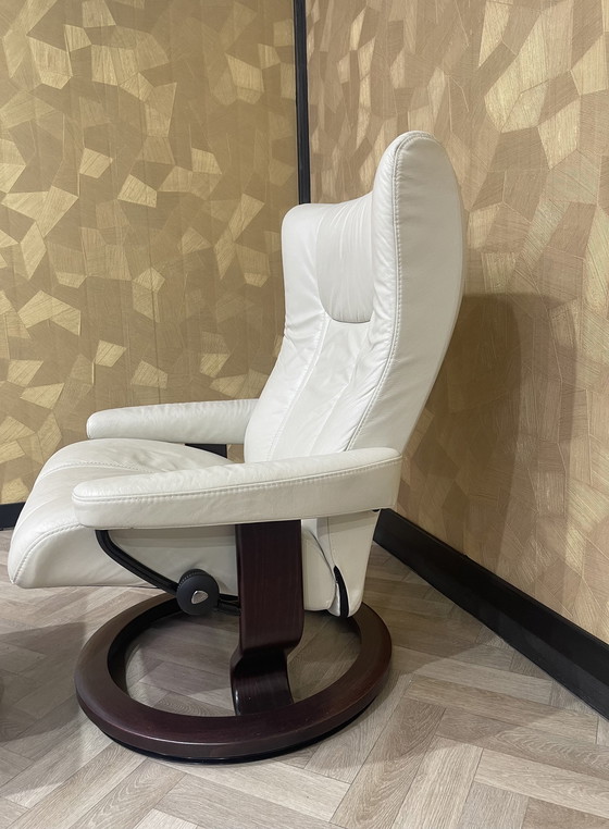 Image 1 of Stressless fauteuil + hocker