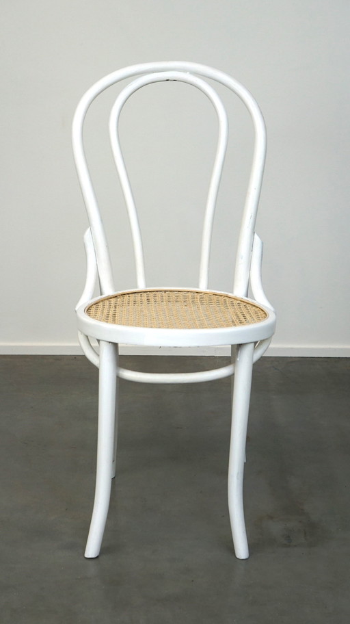 Wit geschilderde originele Thonet stoel model nr. 18