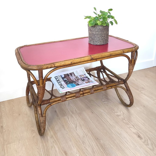 Vintage rotan salontafel / bijzettafel met rood blad