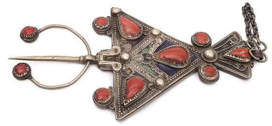 Image 1 of Paar Berber Fibula's