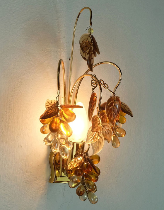 Image 1 of palwa mid century SCONCE 1970 kristal glas en verguld messing druiven en bladeren