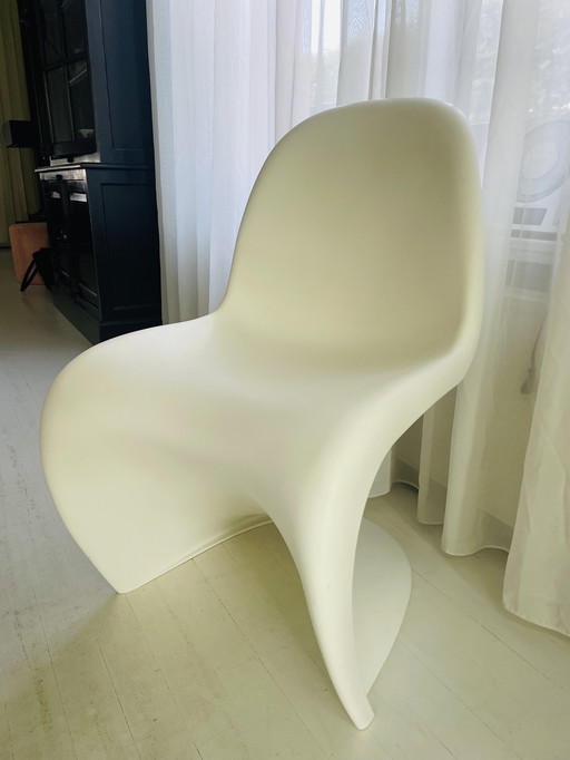 2x Vitra Verner Panton Chair, Mat Wit