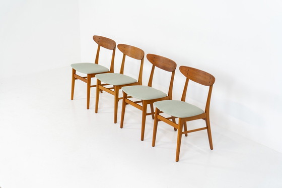 Image 1 of Set van 4 'Model 210' eetkamerstoelen van Thomas Harlev voor Farstrup (Denemarken, jaren 1960).