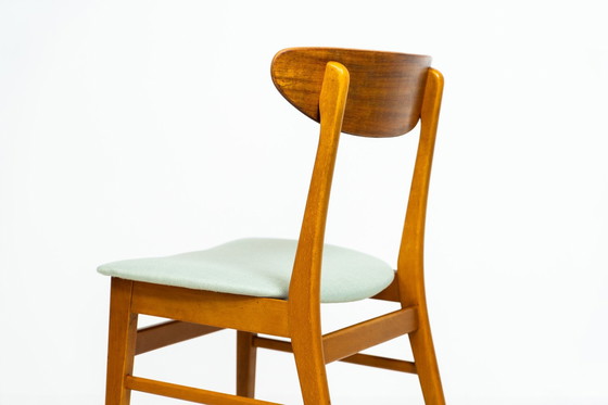 Image 1 of Set van 4 'Model 210' eetkamerstoelen van Thomas Harlev voor Farstrup (Denemarken, jaren 1960).